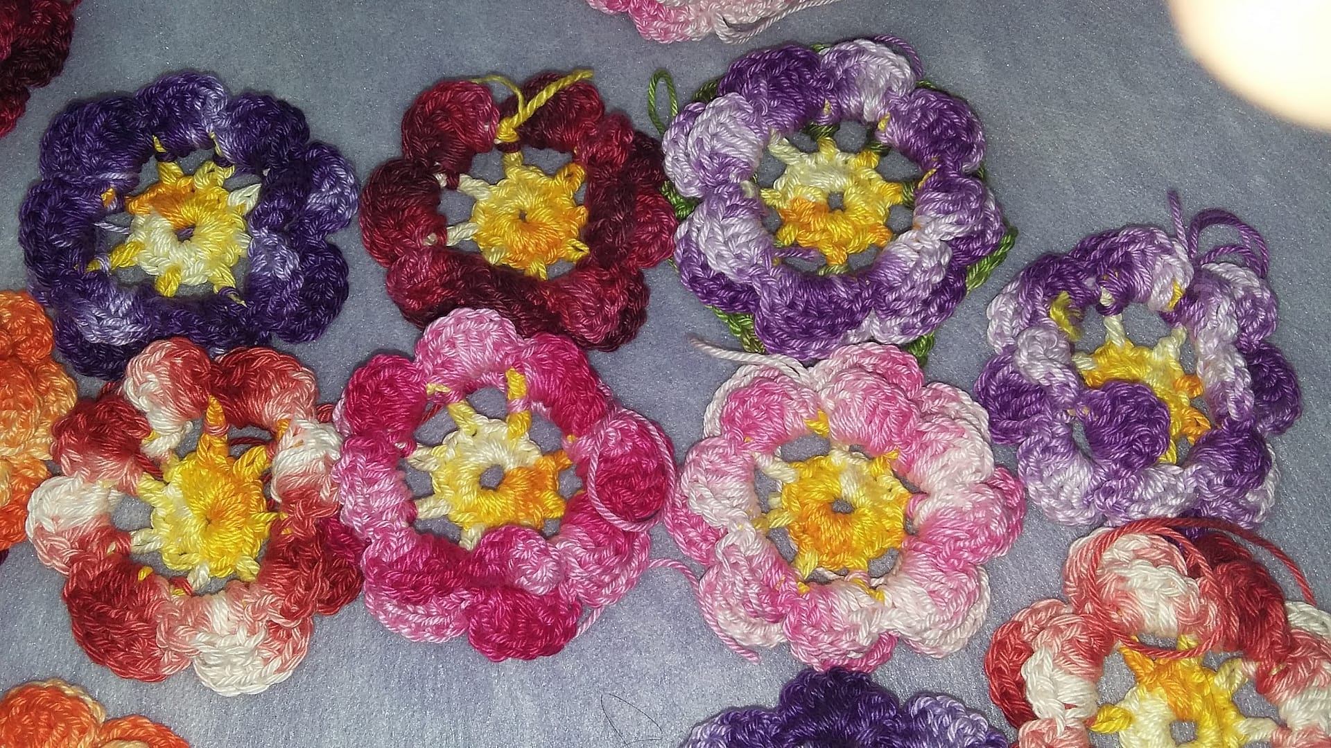 Recomeços: Aprendendo o que é prioridade Flores de crochê